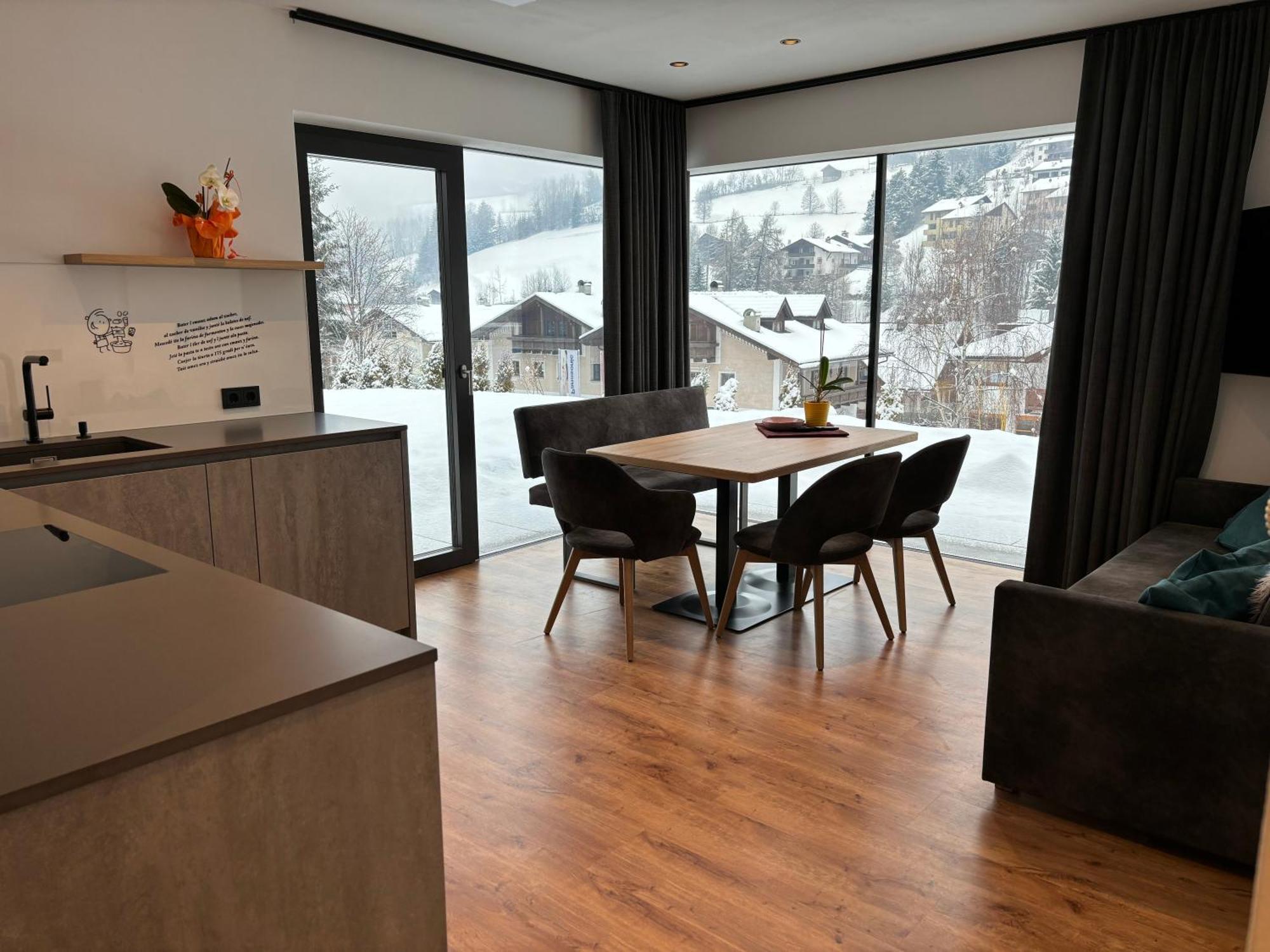Appartements Pedescin St. Ulrich in Gröden Exterior foto